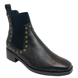 Geeteed boots